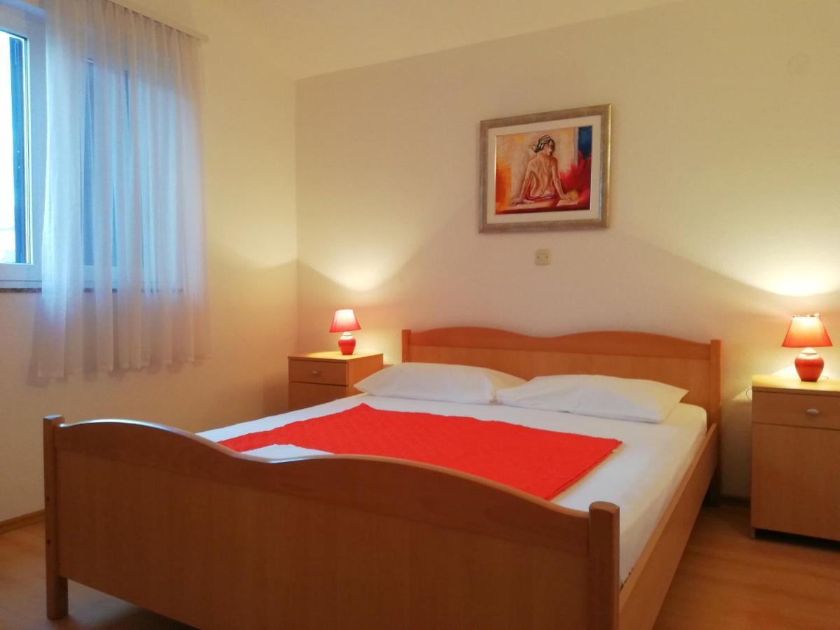 Apartments Roko Lalin Pakoštane Dış mekan fotoğraf